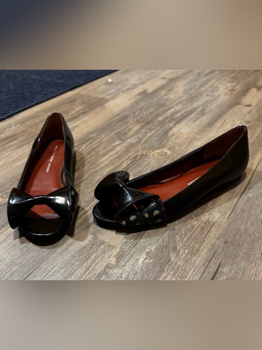Marc by Marc Jacobs Bow Accents Ballet Flats